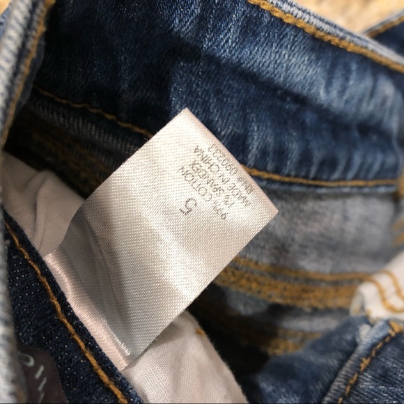 Kendall & Kylie Super High Rise Medium Wash Denim Shorts - Picture 4 of 7